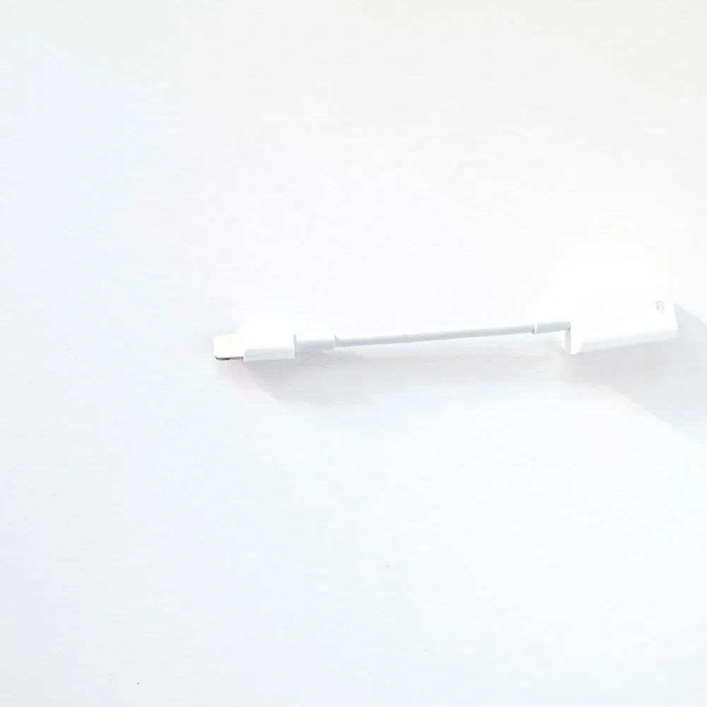 Apple Lightning to USB Camera Adapter